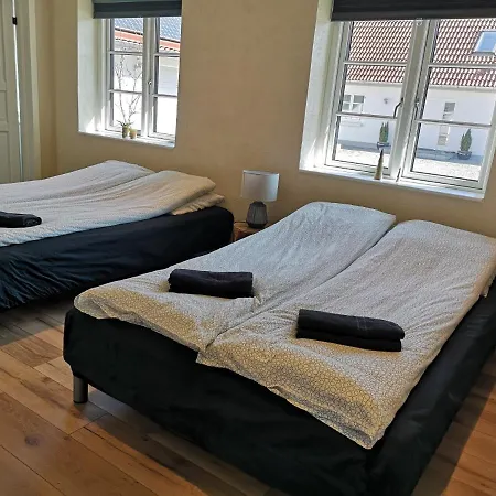 Alojamento de Acomodação e Pequeno-almoço Billund - Assengaard 3*